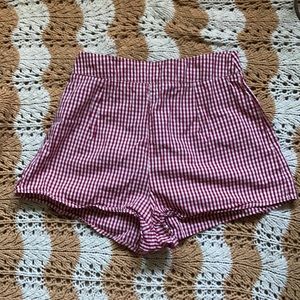 Red and white checkered high waisted shorts!